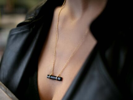 URBAN BAR NECKLACE JEWEL TREE LONDON