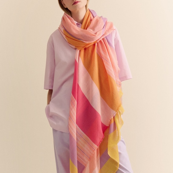 Traits Paris Scarves