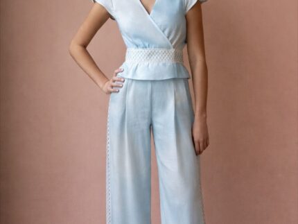 A Mere Co - Blue Ombre Linen Lifestyle