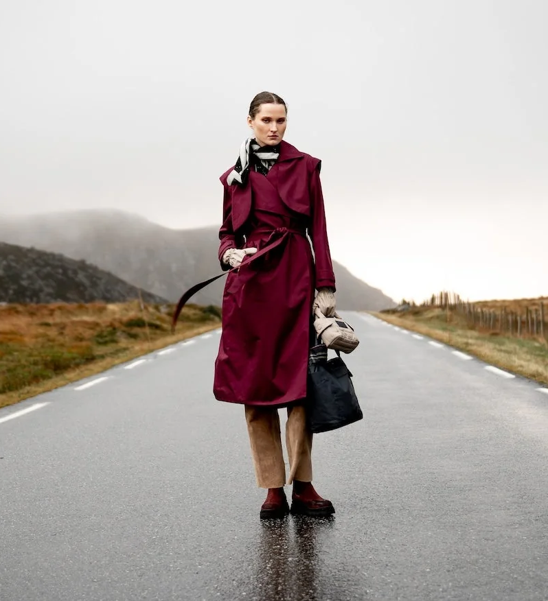 BRGN BRGN Regndrape Wine Red Trench Coat Waterproof