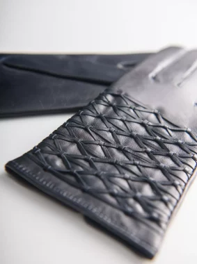 victoria leather gloves for women navy detail